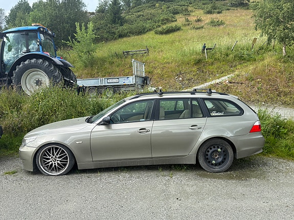 BMW 520d 2 of 7