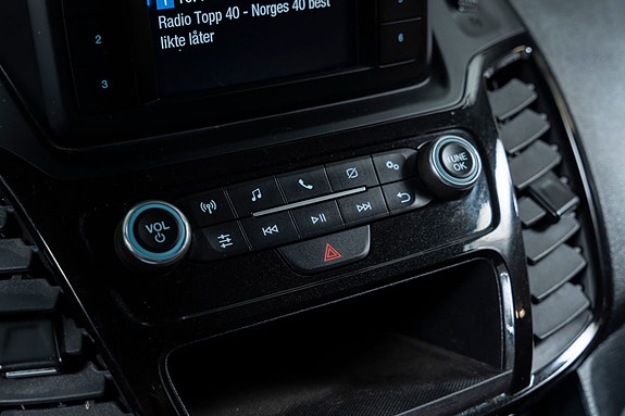 Ford Transit Connect 13 of 27