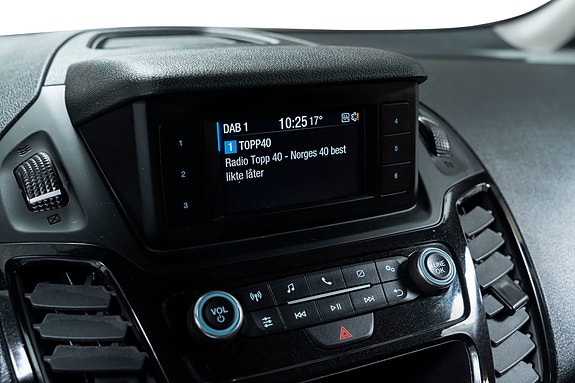 Ford Transit Connect 11 of 27