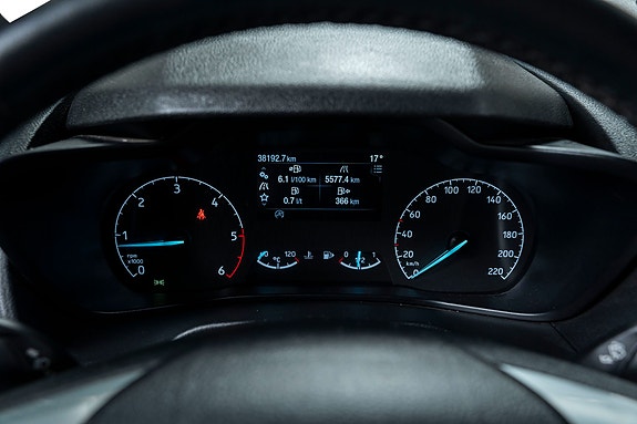 Ford Transit Connect 10 of 27