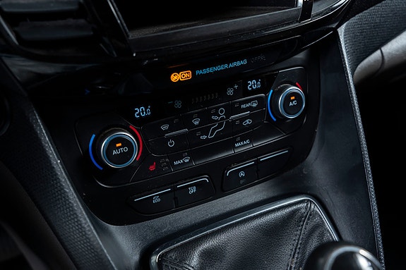 Ford Transit Connect 14 of 27