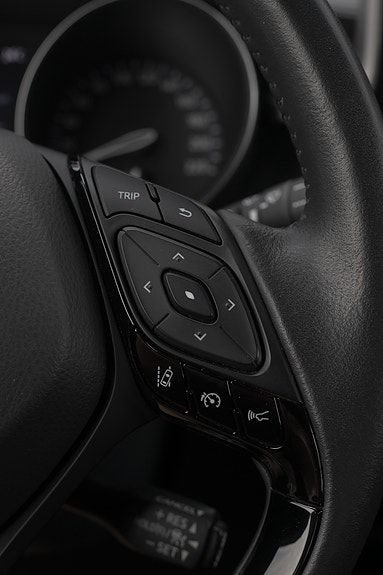 Toyota C-HR 19 of 30
