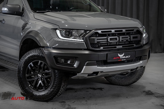 Ford Ranger Raptor 2 of 5