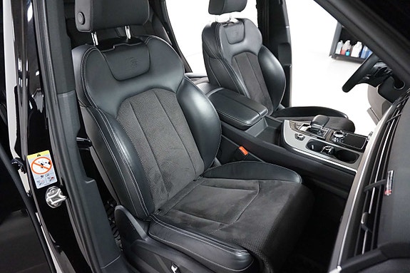 Audi Q7 15 of 30