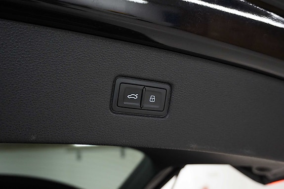 Audi Q7 30 of 30