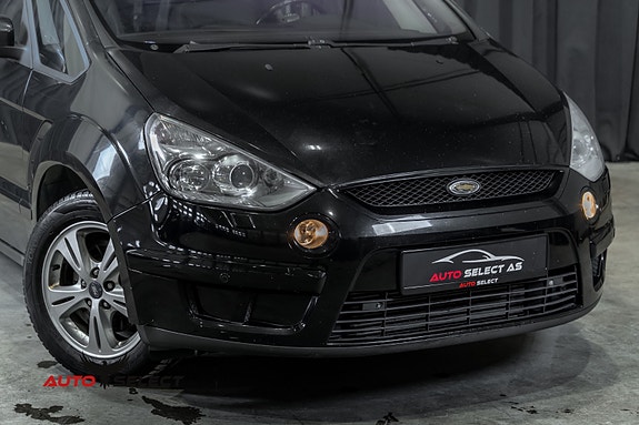 Ford S-MAX 2 of 5