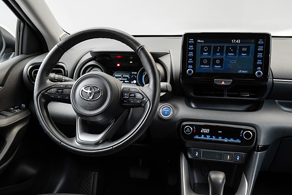 Toyota Yaris 23 of 30