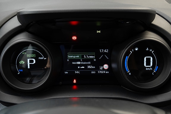 Toyota Yaris 27 of 30