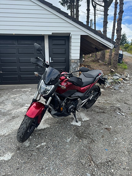 Honda NC 750S 6 of 12