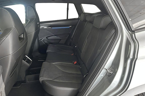 Skoda Enyaq 7 of 24