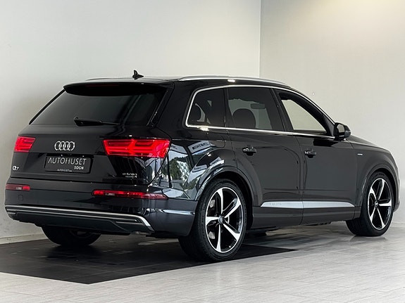 Audi Q7 5 of 5