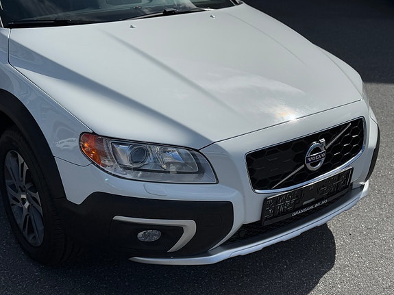 Volvo XC70 4 of 5