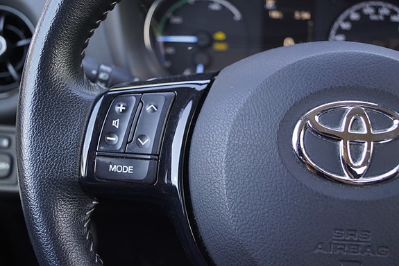 Toyota Yaris 19 of 30
