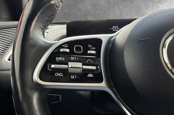 Mercedes-Benz EQC400 9 of 20