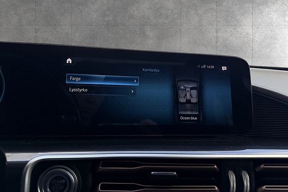 Mercedes-Benz EQC400 13 of 20