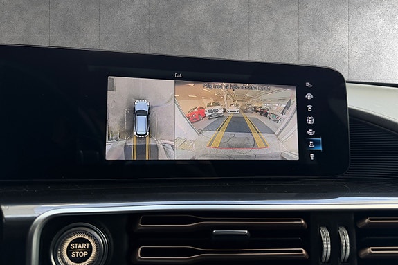 Mercedes-Benz EQC400 15 of 20