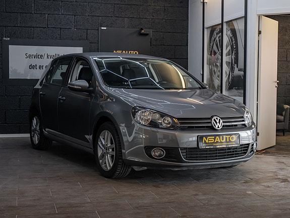 Volkswagen Golf VI 3 of 5