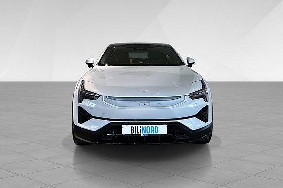 Polestar 3 2 of 5