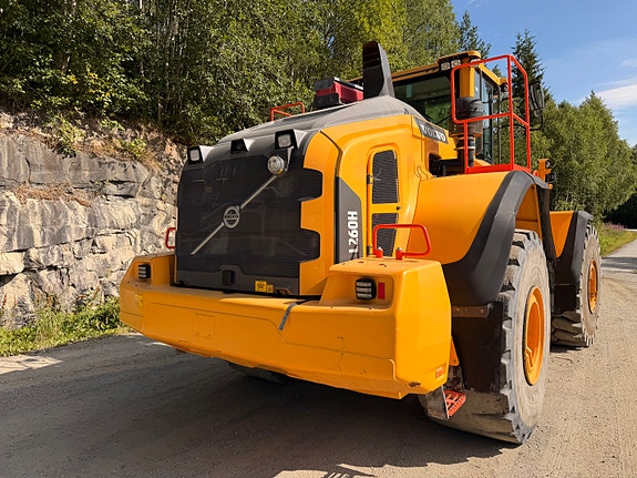 Volvo L260H 7 of 30