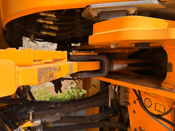 Volvo L260H 27 of 30