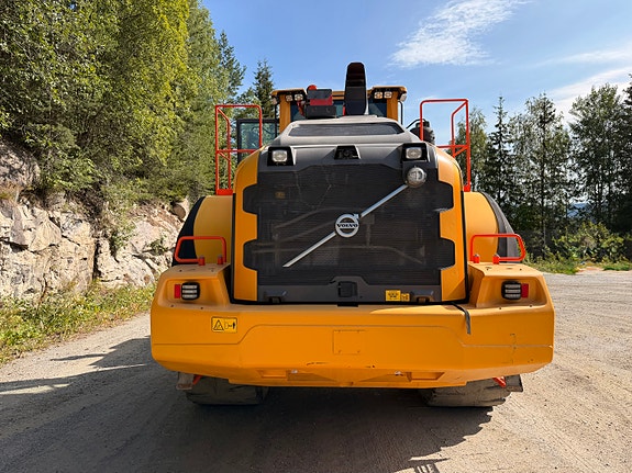 Volvo L260H 8 of 30