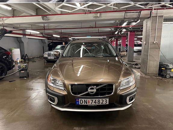 Volvo XC70 5 of 15