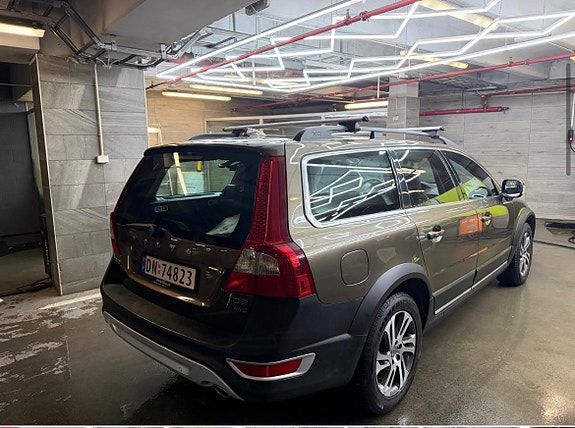 Volvo XC70 13 of 15