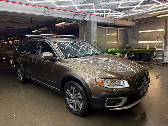Volvo XC70 12 of 15