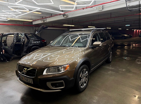 Volvo XC70 9 of 15