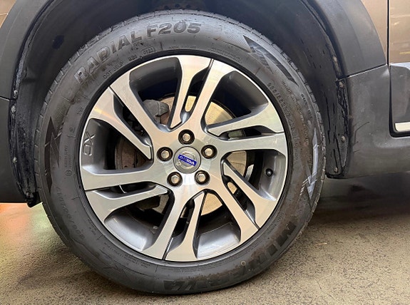 Volvo XC70 14 of 15