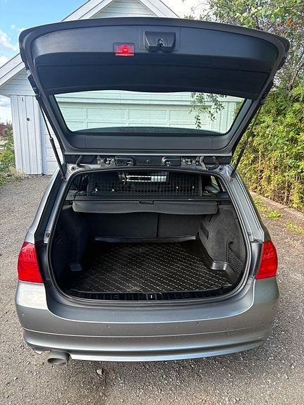 BMW 320d 7 of 19