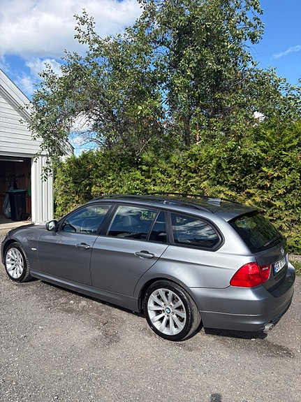 BMW 320d 2 of 19