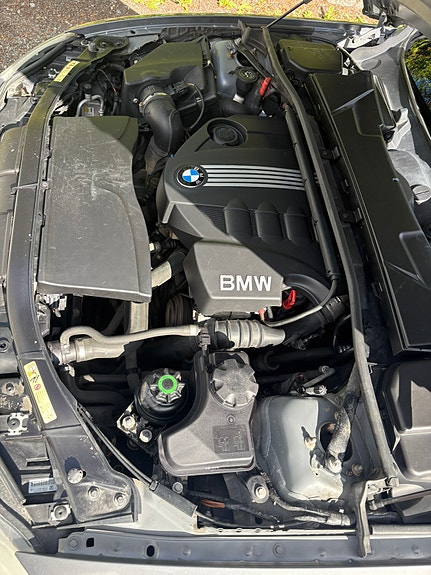 BMW 320d 17 of 19