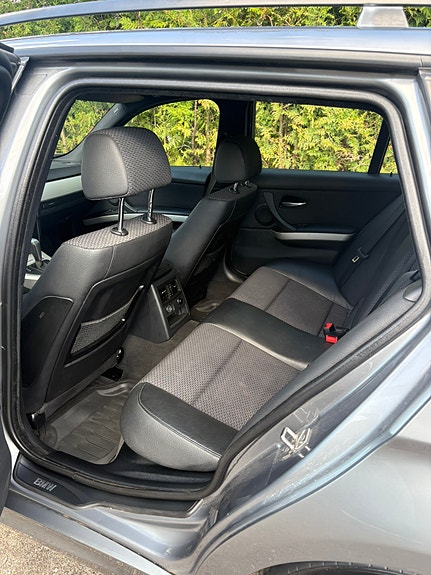 BMW 320d 9 of 19