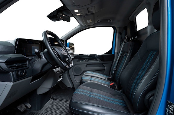 Ford Transit Custom 23 of 30