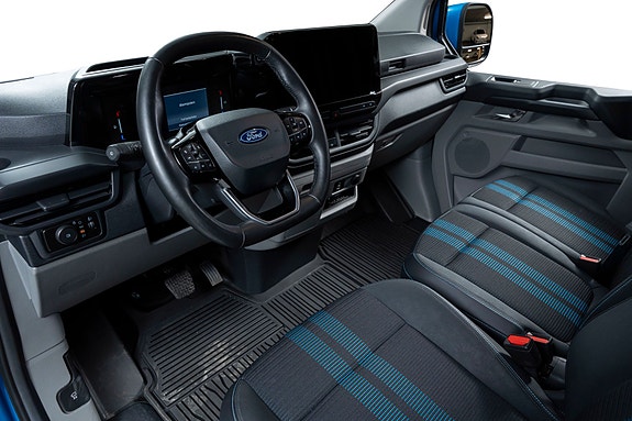 Ford Transit Custom 24 of 30