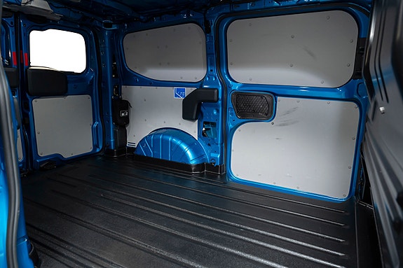 Ford Transit Custom 25 of 30