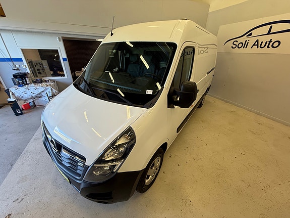 Opel Movano 2 of 5