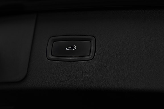 Porsche Cayenne 7 of 30