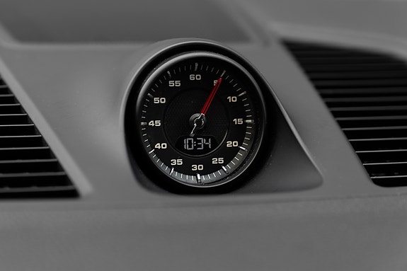 Porsche Cayenne 29 of 30
