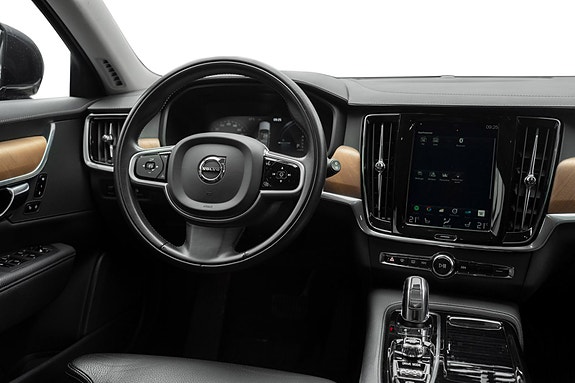 Volvo V90 23 of 26