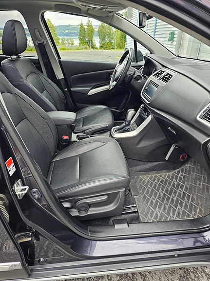 Suzuki SX4 S-Cross 16 of 30
