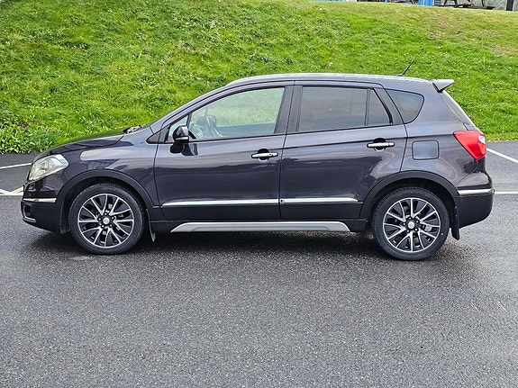 Suzuki SX4 S-Cross 5 of 30
