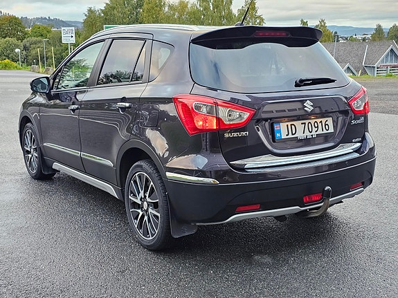 Suzuki SX4 S-Cross 7 of 30