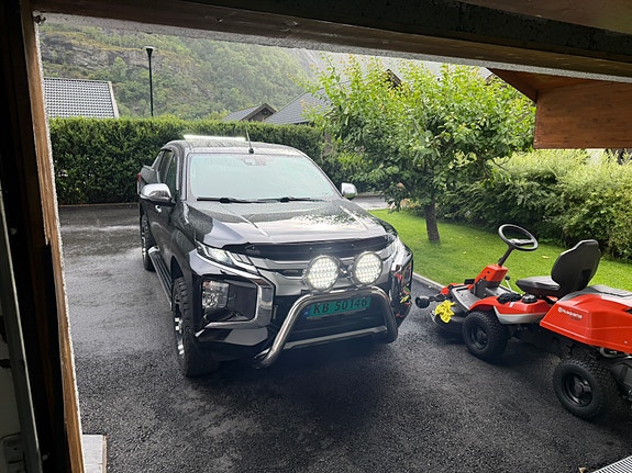 Mitsubishi L200 7 of 8