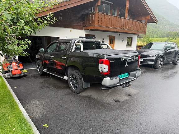 Mitsubishi L200 4 of 5