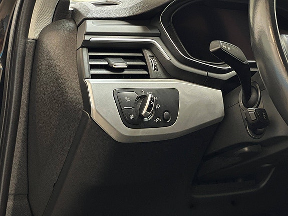 Audi A4 14 of 30