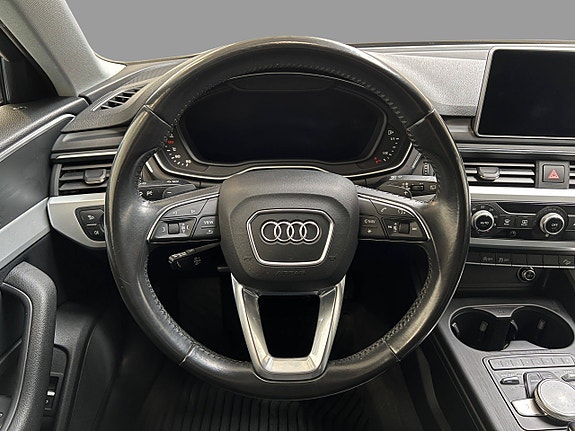 Audi A4 19 of 30