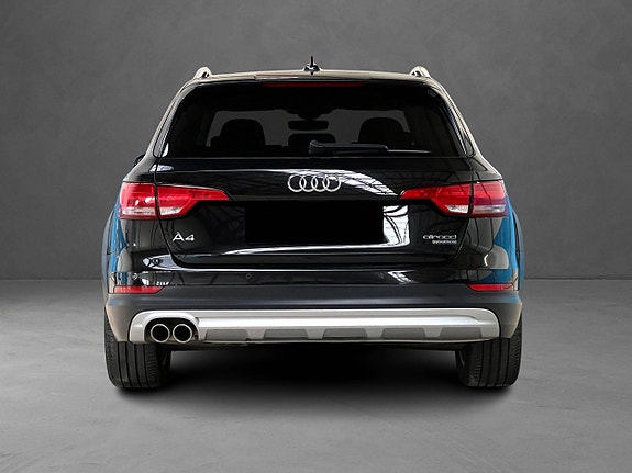 Audi A4 8 of 30