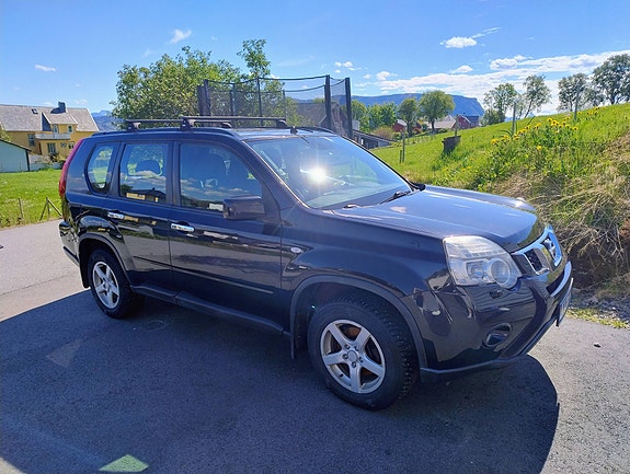 Nissan X-Trail 5 of 5